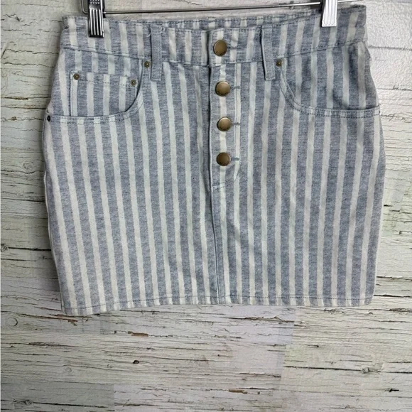 Billabong Blue and White Striped Pencil Skirt mini size 27 - Picture 2 of 6
